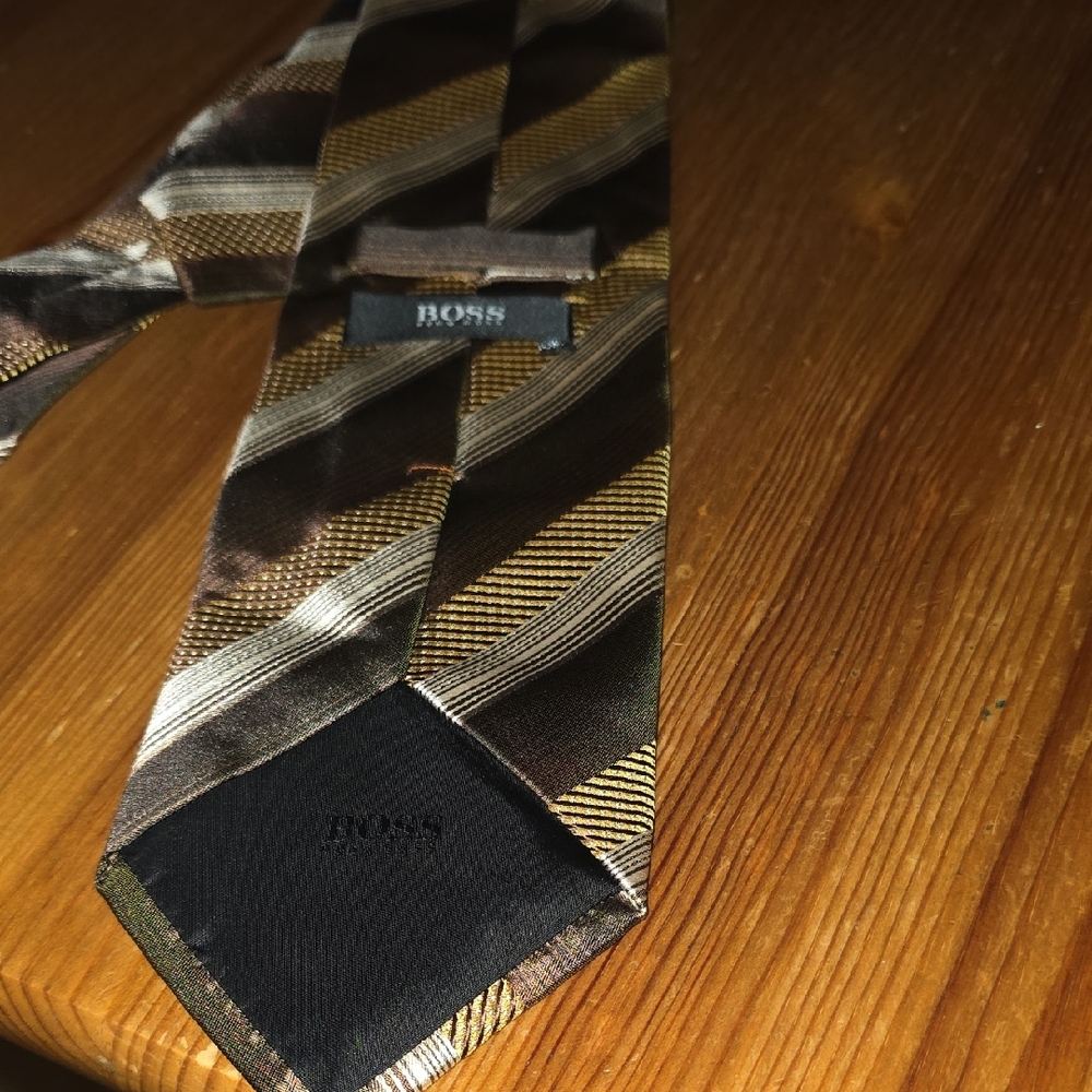 Boss Men's Tie with Gold and Brown Stripes
